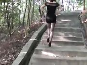 偷拍系列-西安小夫妻在凉亭打炮