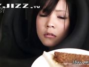 学校毕业聚会变成了性爱聚会