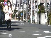 风韵犹存小少妇全裸下身出行被拍