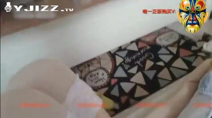 95嫩模第4季白百合先自慰一下后被表情销魂无套内射 上