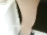 乖女儿吃冰棒要和爸爸玩冰火结果草完被爸爸用大黄瓜爆插