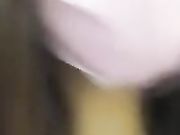 美女主播在川流不息的商场往自己逼里塞跳蛋开震动直播