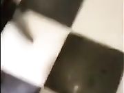 现在的主播花样真多在KTV里直播啪啪还叫粉丝刷礼物3