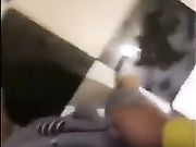 现在的主播花样真多在KTV里直播啪啪还叫粉丝刷礼物2