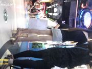 激情大胆偷拍逛夜市的短裙美女 看得我JJ都硬了