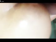 颜值不错的极品小嫩妹露脸炮战 把鸡巴舔湿后强行塞入屁眼