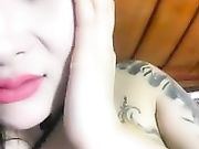 新晋网红狐狸姐约上小姐妹镜头下疯狂卖弄风骚2