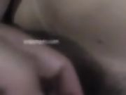 饥渴丰满少妇晚上出击勾引胖司机激情车震