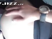 骚女上班无聊发个福利玩露阴