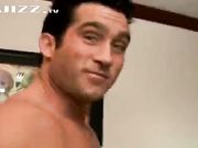 三个奶子的女人是怎么做爱的 口味重胆小勿进