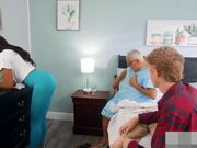 变态爷爷指导孙子孙女们乱伦群交