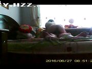 已婚少妇趁老公不在家 约网友到家中偷情 真刺激