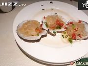 洋土豪米糕嫖娼 外表风骚性感的妹子有着罕见的大黑逼 一圈浓密阴毛水还多