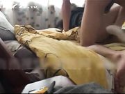 瘦小可爱的妹子