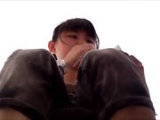 学校的蹲厕安了偷拍摄像头