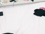 黑丝小奶猫露脸激情自慰呻吟勾搭大哥被草嘴