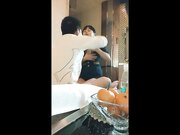 专干足浴洗脚妹子 技师小妹制服诱惑 到卫生间吹一下 扶着墙后入猛操屁股