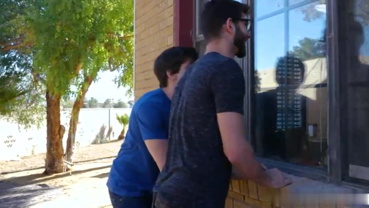 我朋友的辣媽 96 美艳熟女风情小伙最爱04