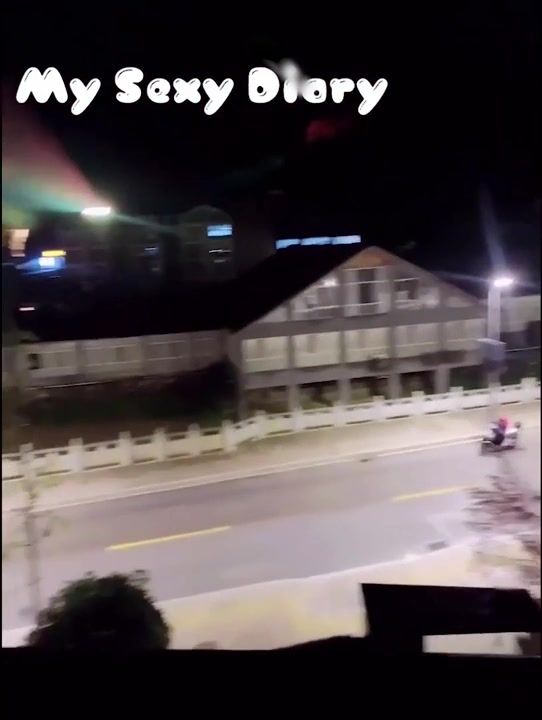 Vivan黑丝御姐淫荡调情