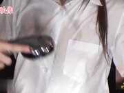 外国留学前找乾爹 海外有名车展小模大学生妹子