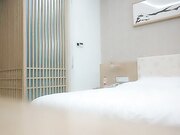 约高端网红外围极品大长腿特写舔屌口活一流