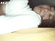 逼逼粉嫩的美女大学生约会网友被迷倒无套内射一穴白浆