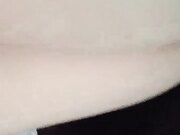 19岁大学生肥厚粉嫩鲍鱼白色淫液清晰可见