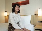 超像岛崎遥香的可爱美少女带走做爱01