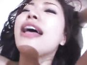 大胸超漂亮气质妹妹和大富豪做爱好卖力 娇喘连连射完还玩精液