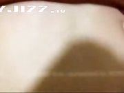 约女大学生直接在万达商场厕所开战 旁边还有人说话 露脸国语