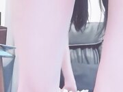 健身房的星儿抠弄肥穴白虎一线天好粉嫩