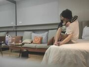 19小嫩骚妹 身材爆表 各种姿势轮番爆操 人肉打桩机太猛了