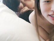 风骚姐妹花露脸伺候小哥哥玩双飞 互动狼友撩骚给小哥喂着奶子享受骚逼的口交服务