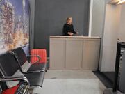 漂亮人妖化身性感保安和美妖黛西-泰勒玩起偷情妖妖大战站着爆射