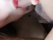 颜值不错的吊钟奶小少妇Q啪啪 逼里还塞个道具口活大鸡巴