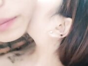 三女互动吃奶舔逼舔脚 穿上假鸡巴内裤互插抽插1