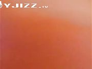 大号震动棒来回摩擦刺激粉嫩无毛鲍鱼紫薇喷水爽歪