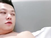 外表甜蜜清纯美女展示微毛干净粉穴