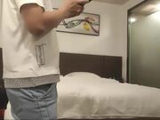 大学生小姐姐勾起人来真是骚的要命啊 紧身裹胸包臀黑裙 白嫩美腿光滑可口