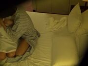 然后脱下裤子 吸吮他的大阴茎1