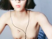 短发苗条面罩妹子和小男友居家啪啪 搂住小腰进进出出翘起屁股后入