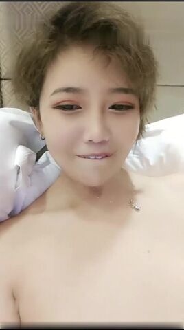 呦西 短发女神复出了 平台首次啪啪大秀 全裸口交 操B大秀 极品