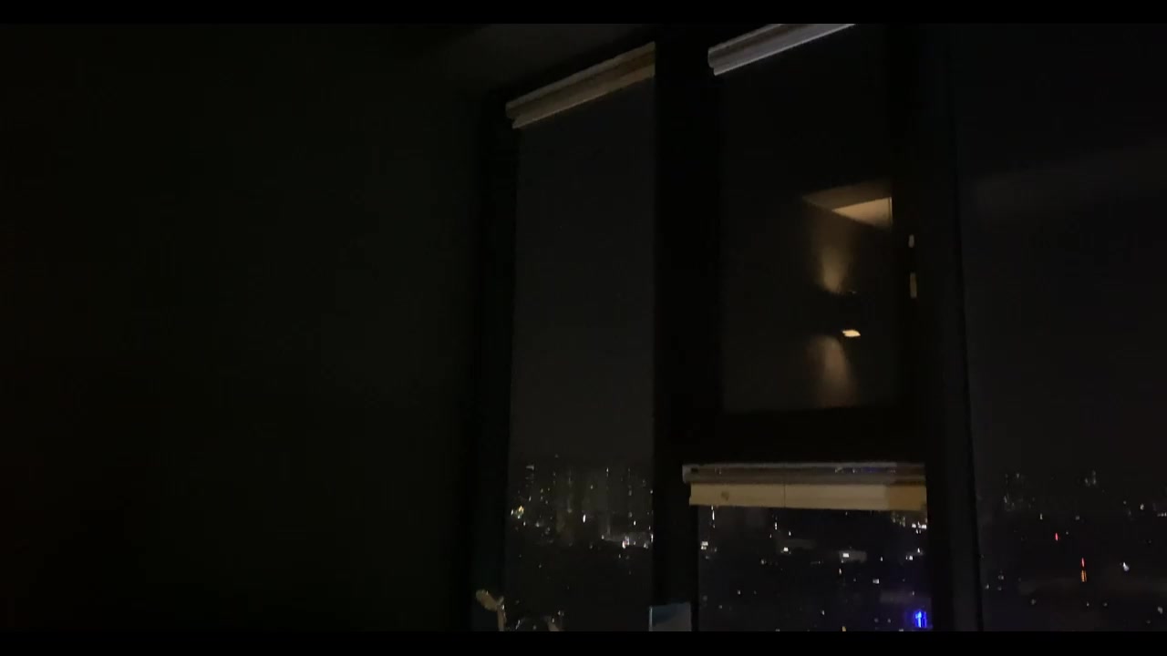 约了个饥渴皮肤白皙的亚裔美妞_酒店浴池里坐上大黑屌扭腰爽到停不下来