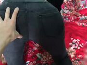 约操黑丝美腿大学生静静 极品小嫩逼毛少水多 先棉袜足交 再换黑丝 无套骑着操