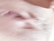 酒店里面丰满大奶美少妇 颜值不高 直播超级卖力自己狠狠玩穴 享受高潮