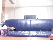 让会所外围小哥约炮网红脸外围女偷拍设备没有放好动了一下被发现翻车了