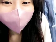 风骚的女友跟小哥在椅子上激情啪啪给狼友看 先舔逼然后才舔大鸡巴