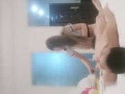 约了个颜值不错白衣少妇 换上情趣制服口交上位骑乘抽插