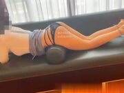 和女友做瑜伽放松没忍住就做爱