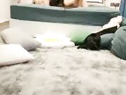 酒店偷拍双飞漂亮妹子 老王再现经典抱人高潮摔床 刺激劲爆雄风依旧